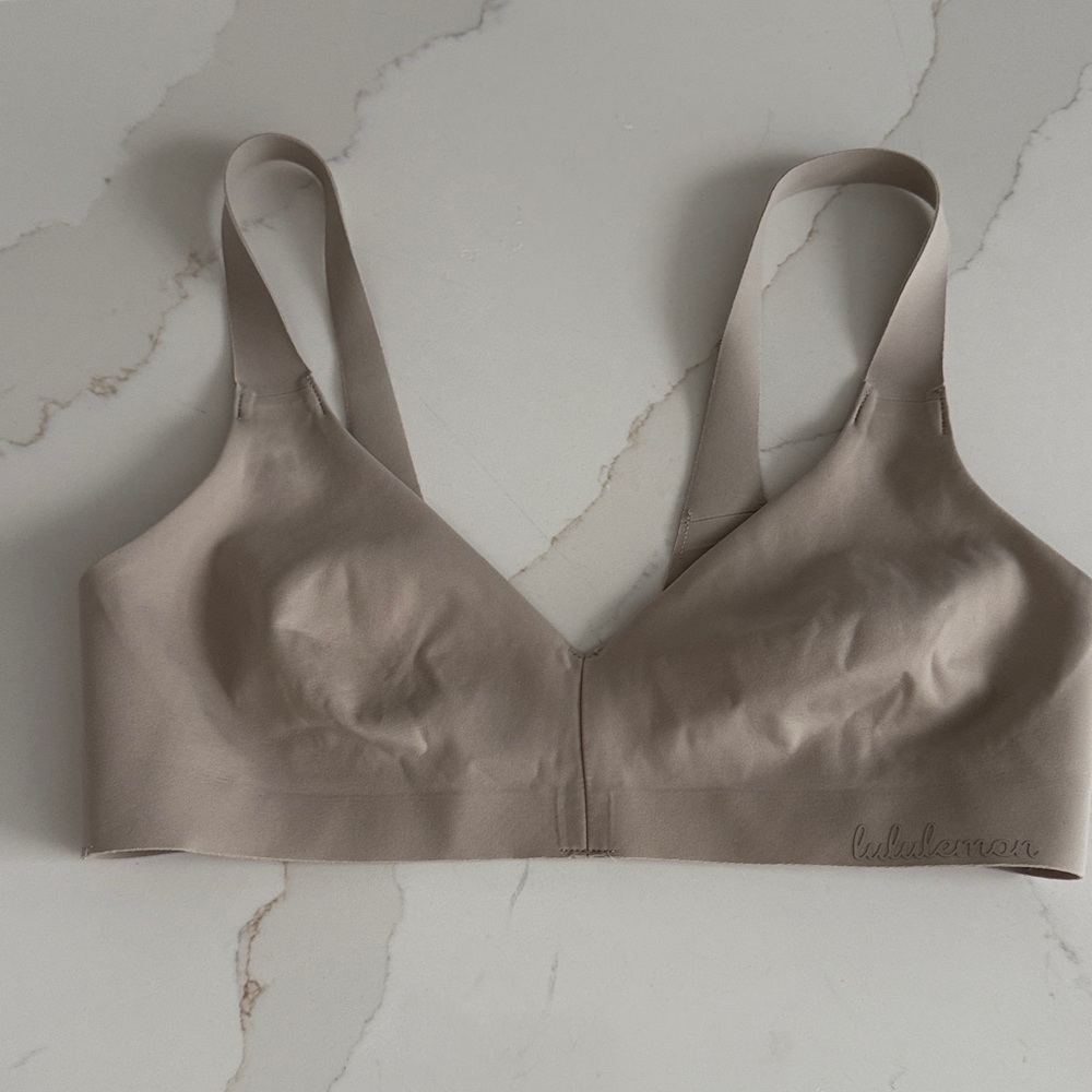 Lululemon Activewear bra